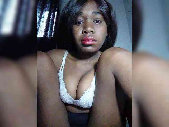 Elisa571 webcam