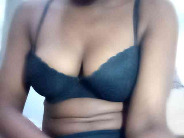 Elisa571 webcam