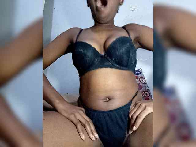 Elisa571 webcam