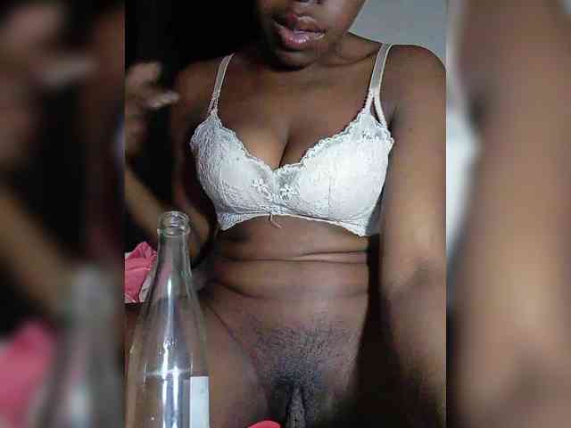 Elisa571 webcam