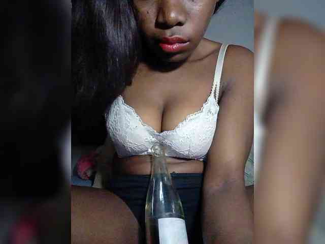 Elisa571 webcam