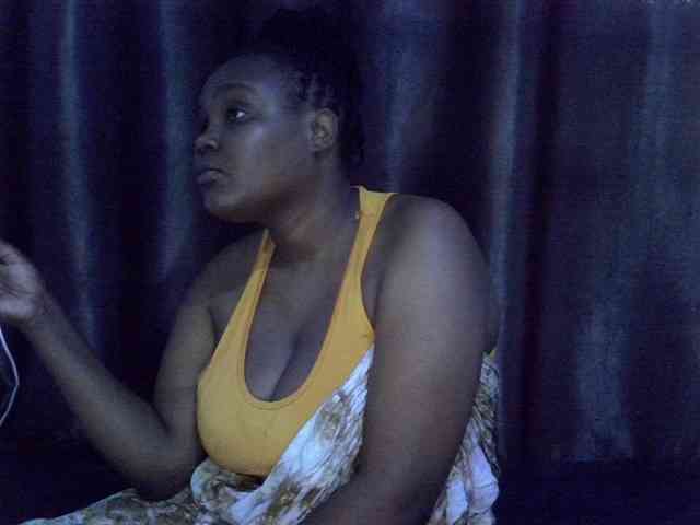 Lovelytiana webcam