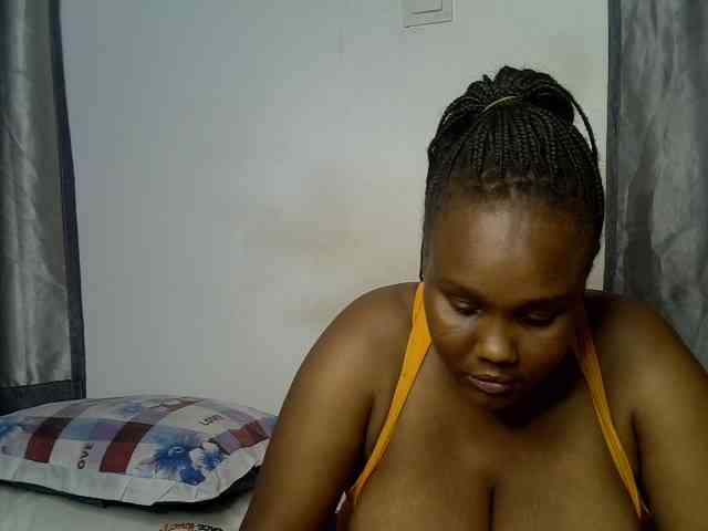 Lovelytiana webcam