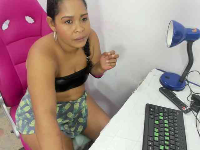 SHAROM-ADAMS webcam