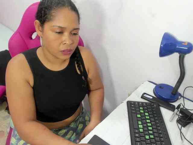 SHAROM-ADAMS webcam