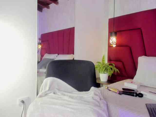 Bellatrix- Live Webcam on BongaCams