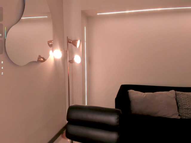 ChristineFord — Watch closely... I'm losing control IG: @christineforrd At goal: suck your hard dick + Fingering pussy  @sofar @remain Tokens  