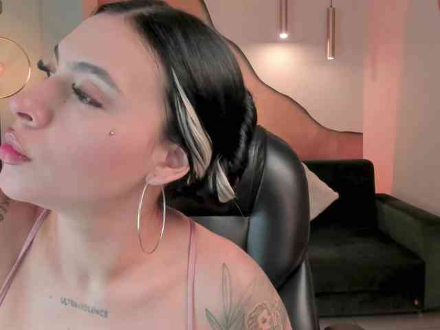 ChristineFord webcam