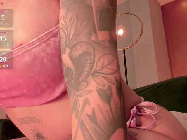 ChristineFord webcam