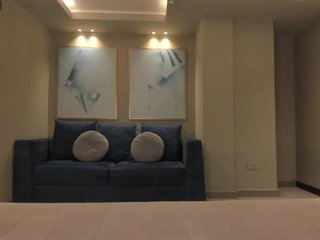 ParisWaldorf Porn Show