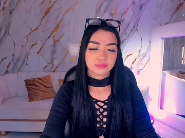 MeganCross's BongaCams show and profile
