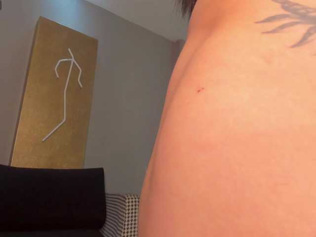 MeganCross's BongaCams show and profile