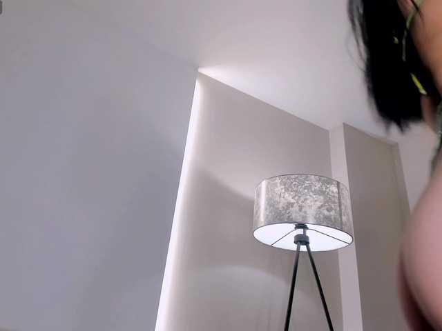 MeganCross's BongaCams show and profile