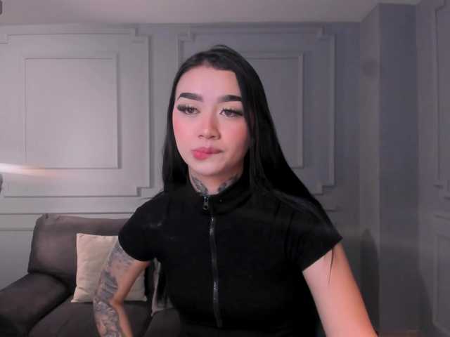 MeganCross's BongaCams show and profile