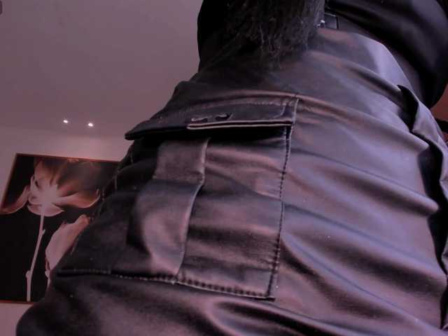 MeganCross's BongaCams show and profile