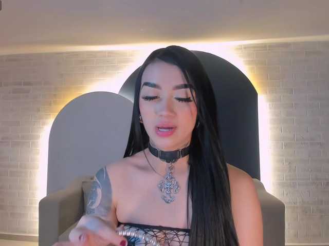 MeganCross's BongaCams show and profile