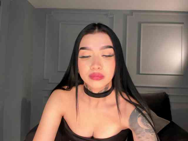 MeganCross webcam