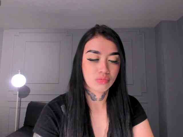 MeganCross webcam