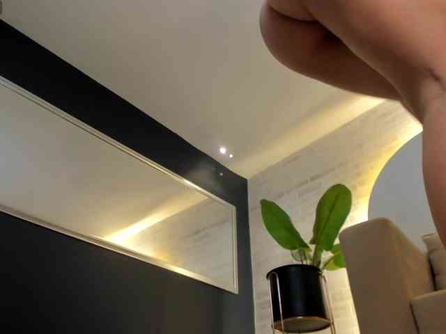 MeganCross webcam