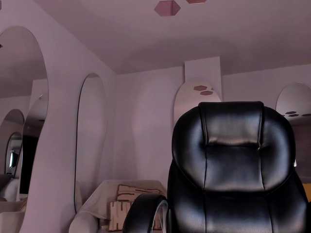 CelesteMoon's BongaCams show and profile