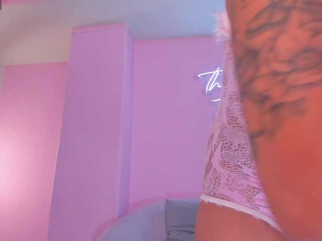 CelesteMoon's BongaCams show and profile