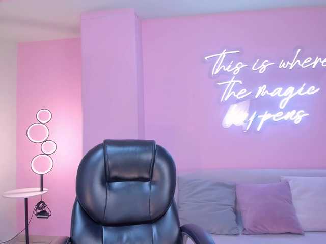 CelesteMoon's BongaCams show and profile