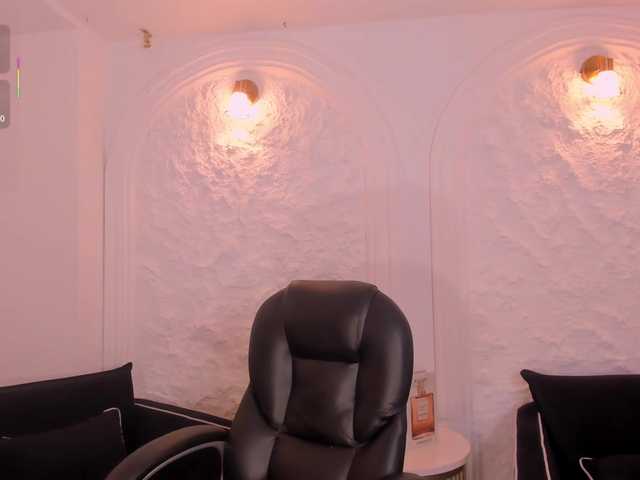 CelesteMoon's BongaCams show and profile