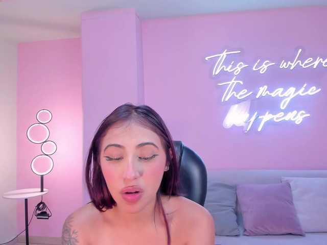 CelesteMoon's BongaCams show and profile