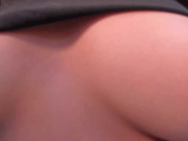 CelesteMoon's BongaCams show and profile