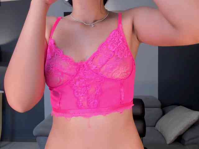 ScarlettBlaze webcam