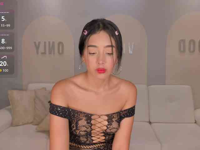 ScarlettBlaze webcam