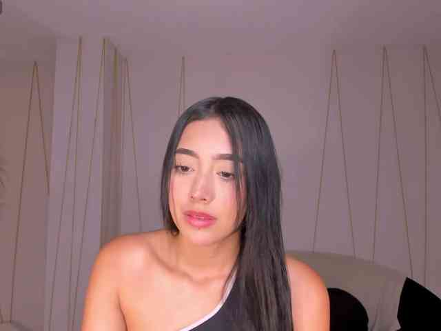 ScarlettBlaze webcam