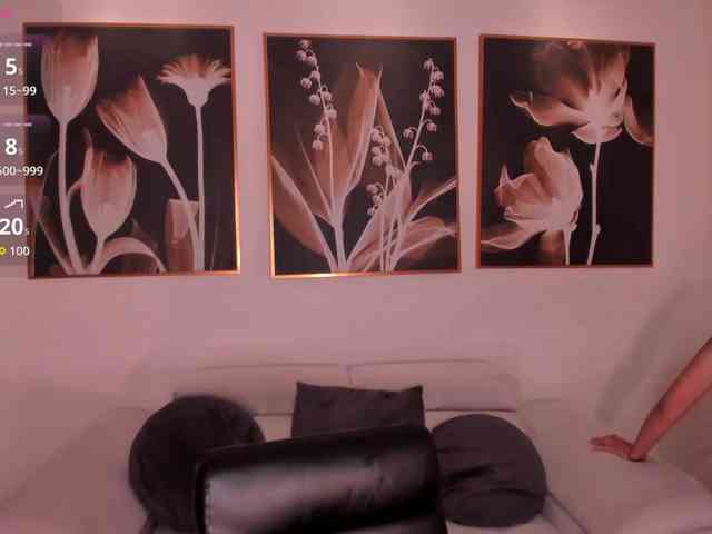 ScarlettBlaze webcam