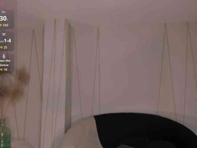 ScarlettBlaze webcam