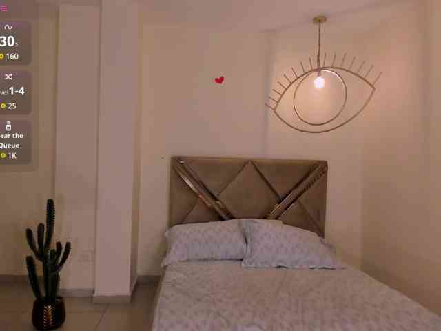 ScarlettBlaze webcam