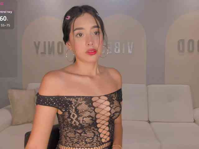 ScarlettBlaze webcam