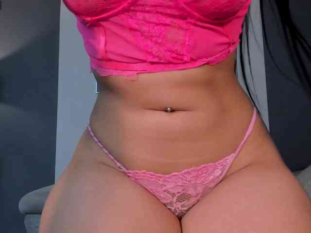 ScarlettBlaze webcam