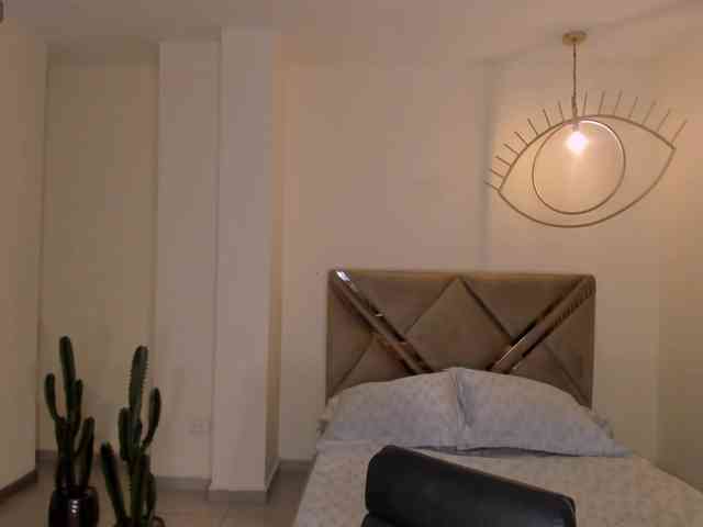 ScarlettBlaze webcam