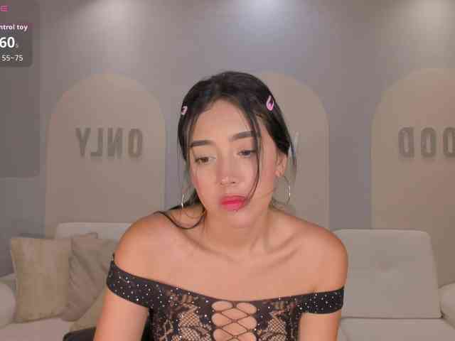 ScarlettBlaze webcam