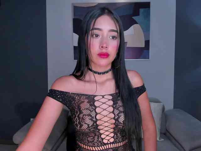 ScarlettBlaze webcam