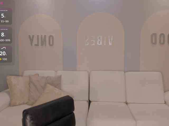 ScarlettBlaze webcam