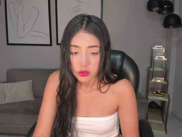 ScarlettBlaze webcam