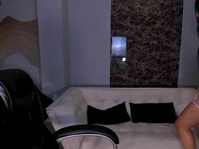 ScarlettBlaze webcam