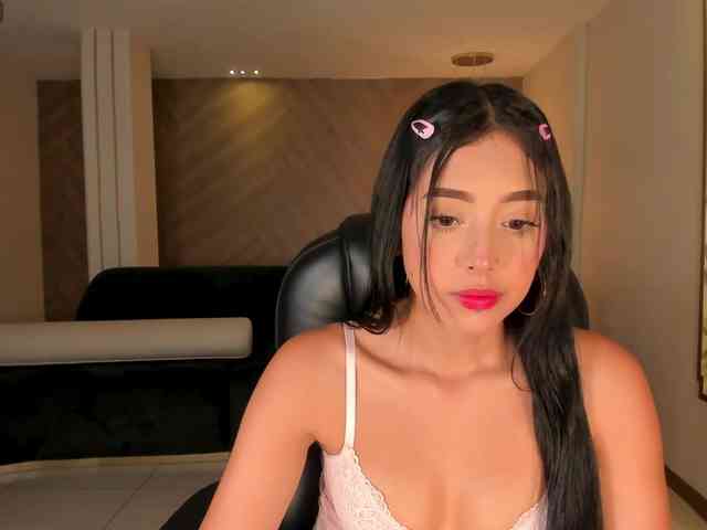 ScarlettBlaze webcam