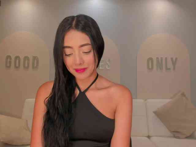 ScarlettBlaze webcam