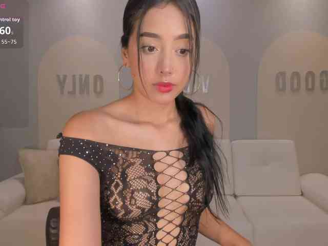 ScarlettBlaze webcam