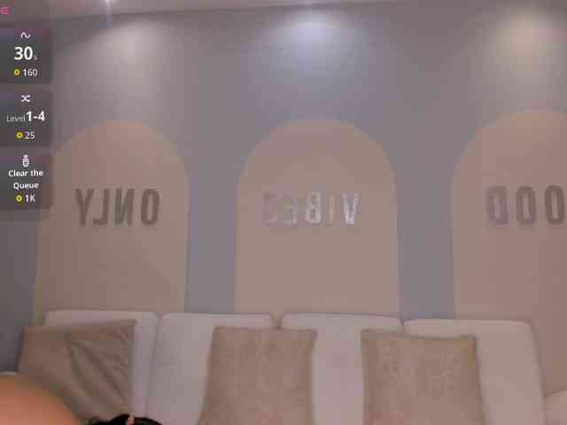 ScarlettBlaze webcam