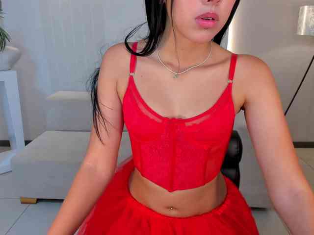 ScarlettBlaze webcam