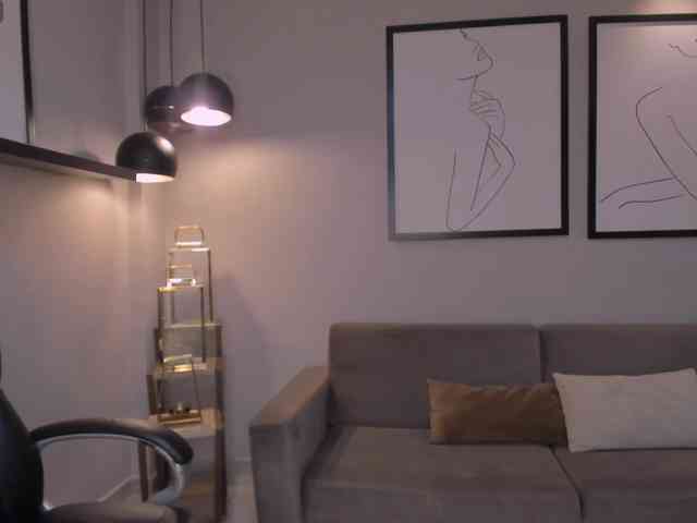 ScarlettBlaze webcam