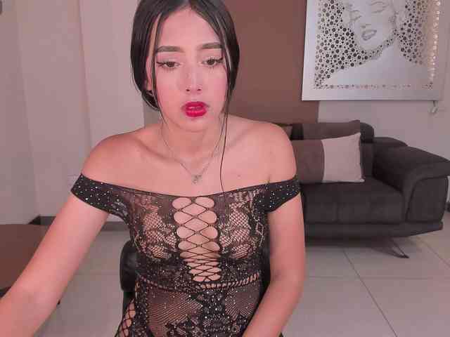 ScarlettBlaze webcam